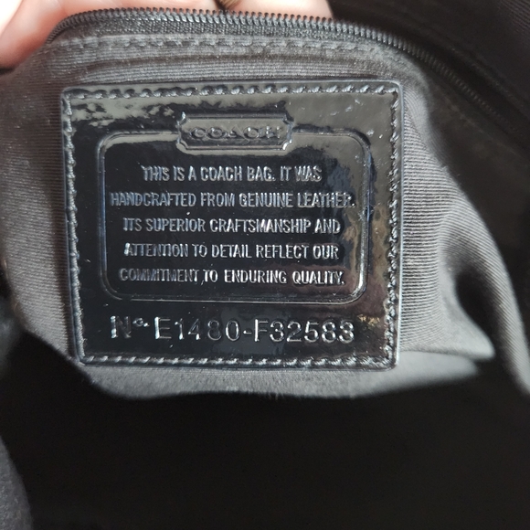 Coach 32583 Payton Link C Embossed Patent Domed Crossbody - Picture 9 of 13